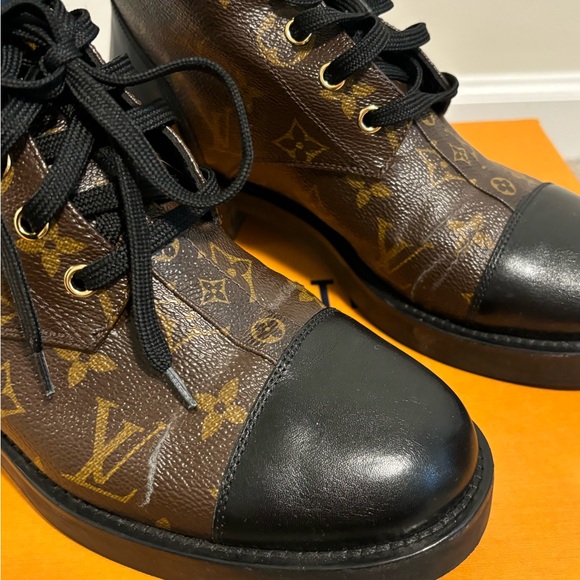 Louis Vuitton combat boots - Picture 5 of 5
